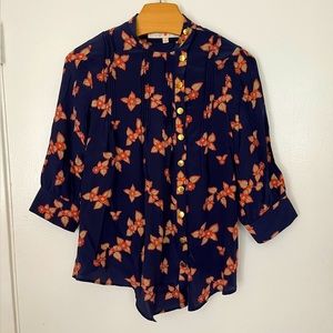 Lauren Moffatt navy blue floral 100% silk pleated asymmetrical blouse XS
